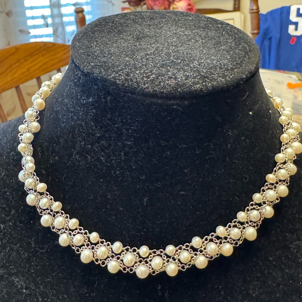 Elegant Pearl Necklace